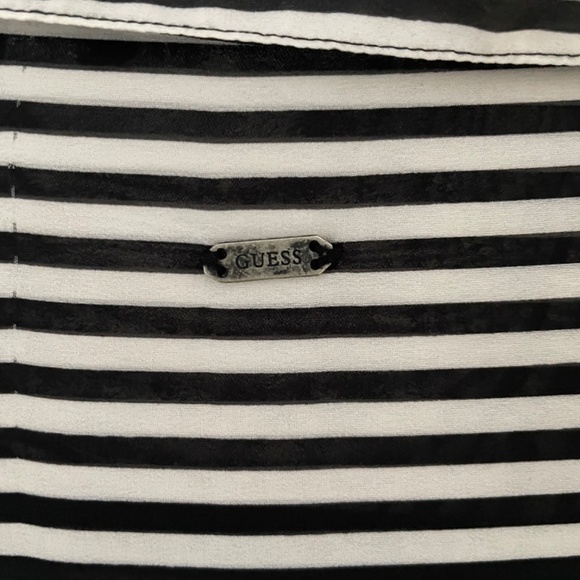 Guess black and white striped blouse - Picture 4 of 8